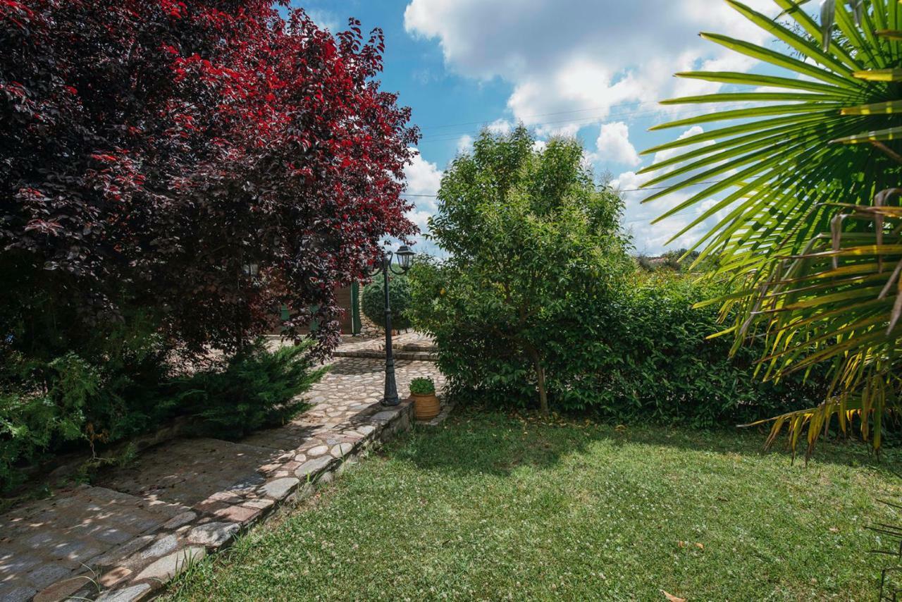 Loft Apartments Komotini Bagian luar foto